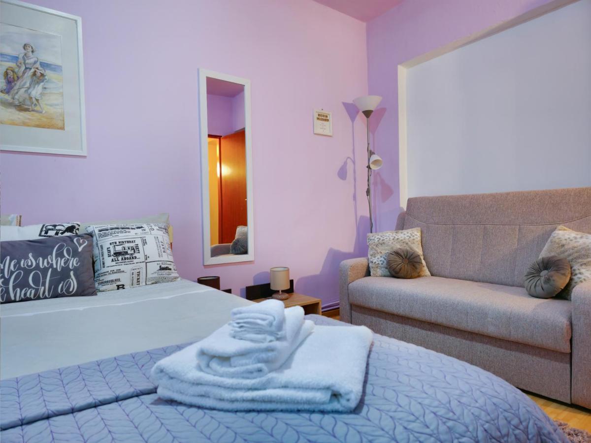 Central Park Apartment Турда Екстериор снимка